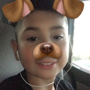 Meet your Posher, Justin